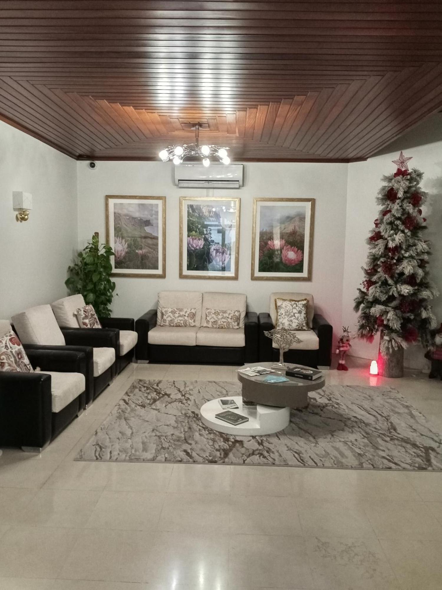 Hotel Larverde Serta Ngoại thất bức ảnh